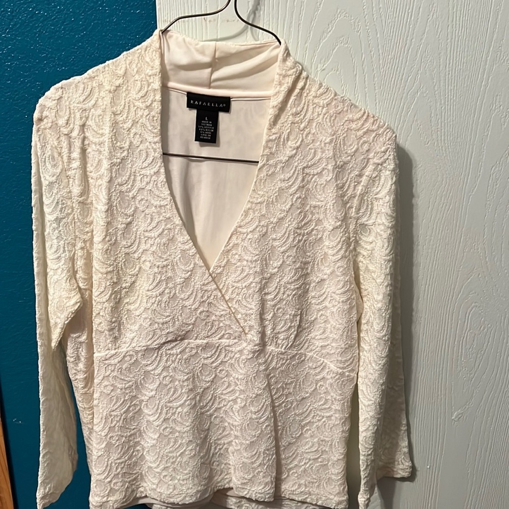 Rafaella size large blouse brand new tags in place